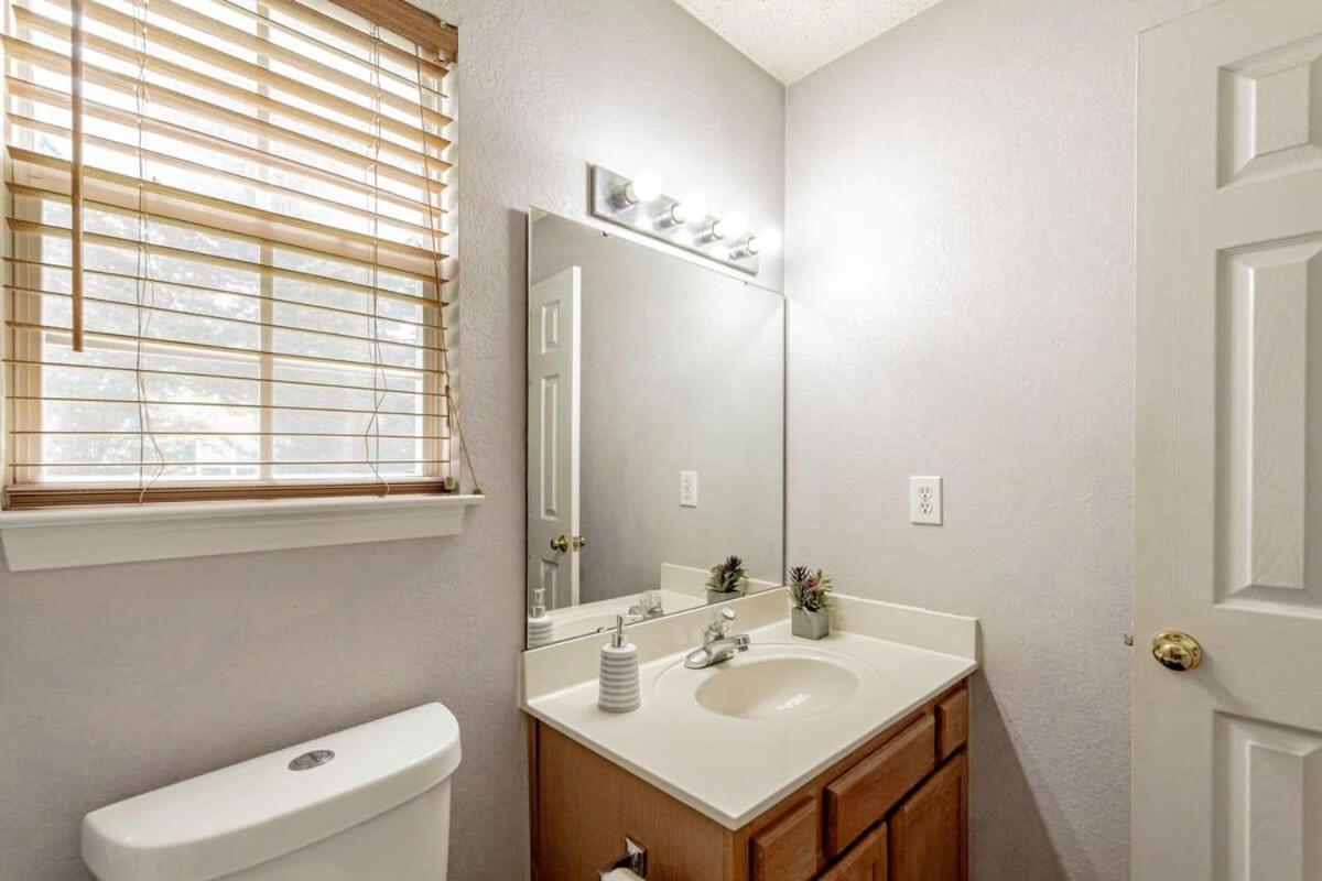 Aerie Oaks Cottage-5Min To Lake, 20Min To Columbia Lexington Exterior foto